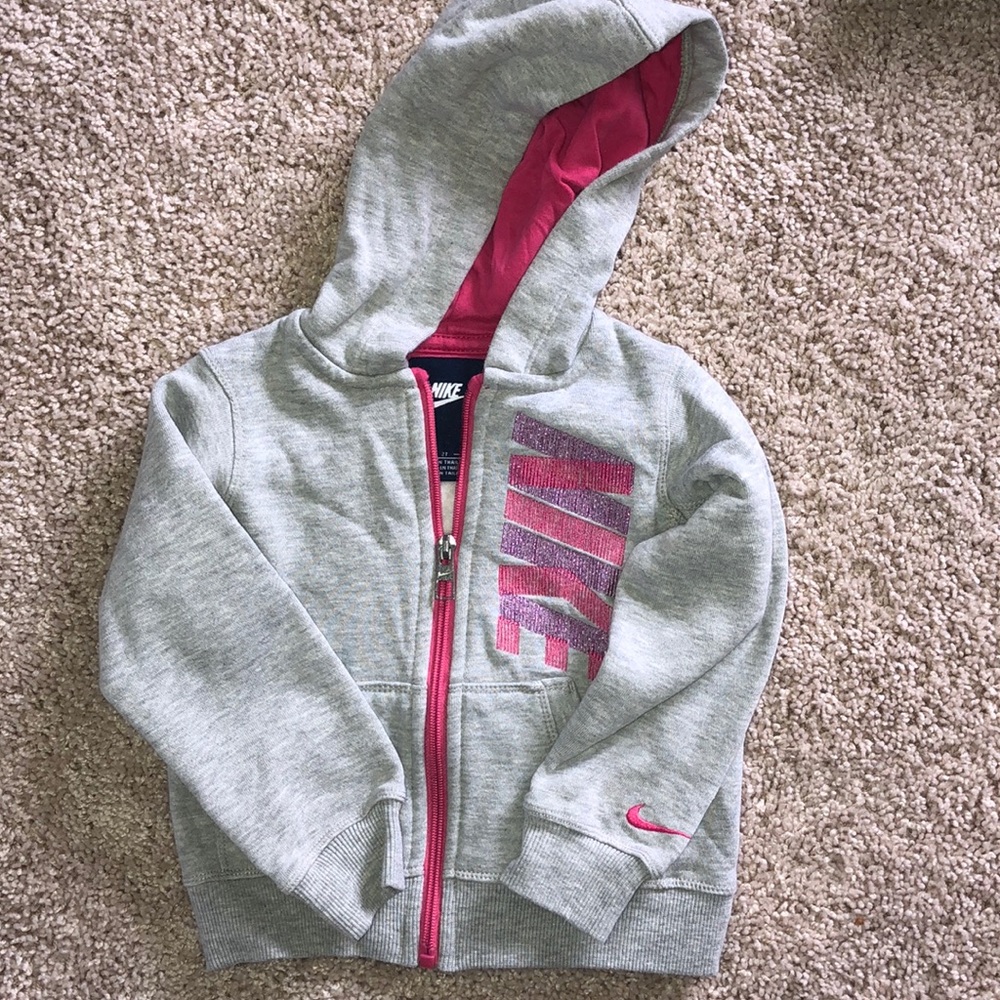Nike sweatshirt